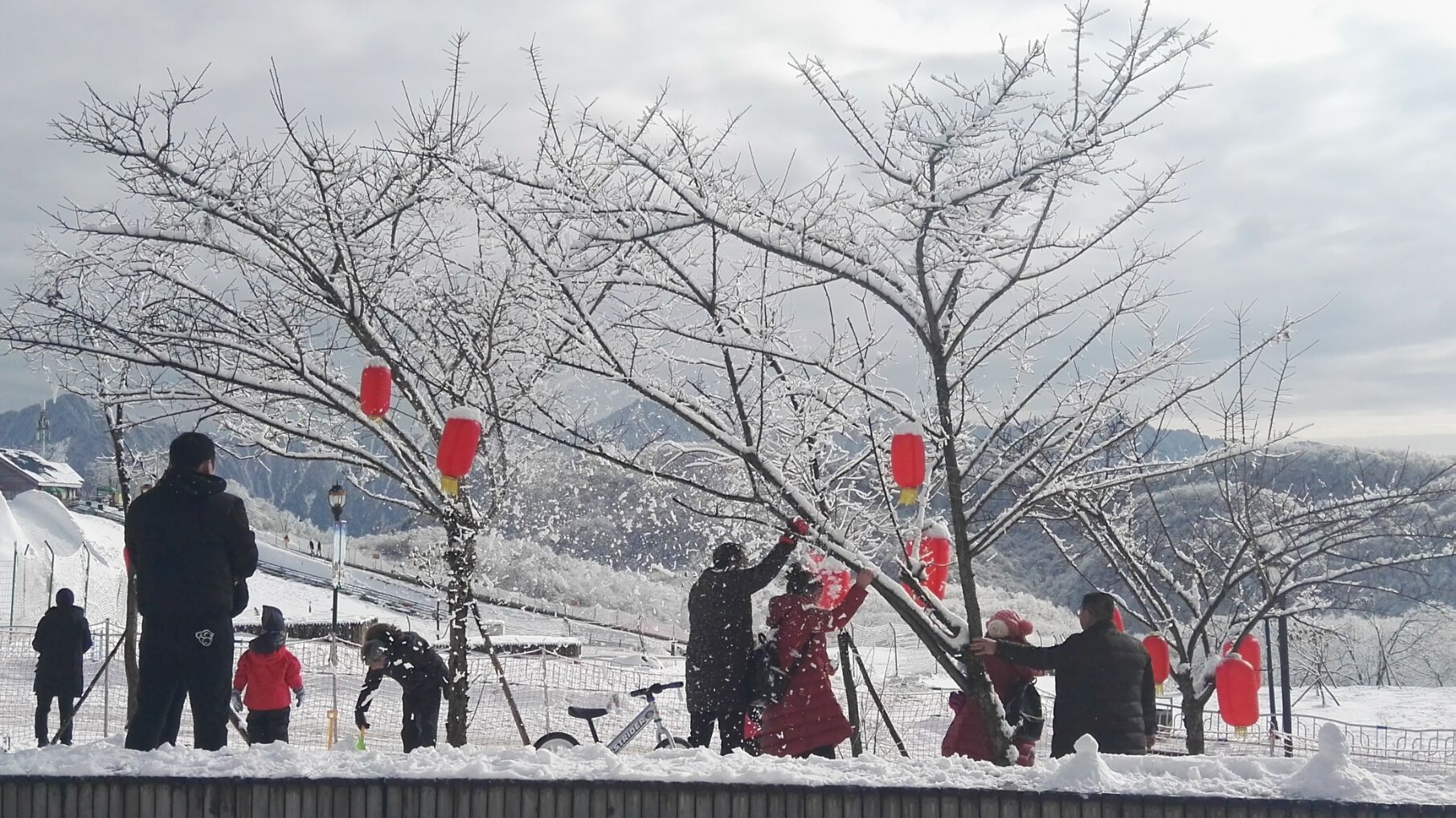 第一場(chǎng)春雪